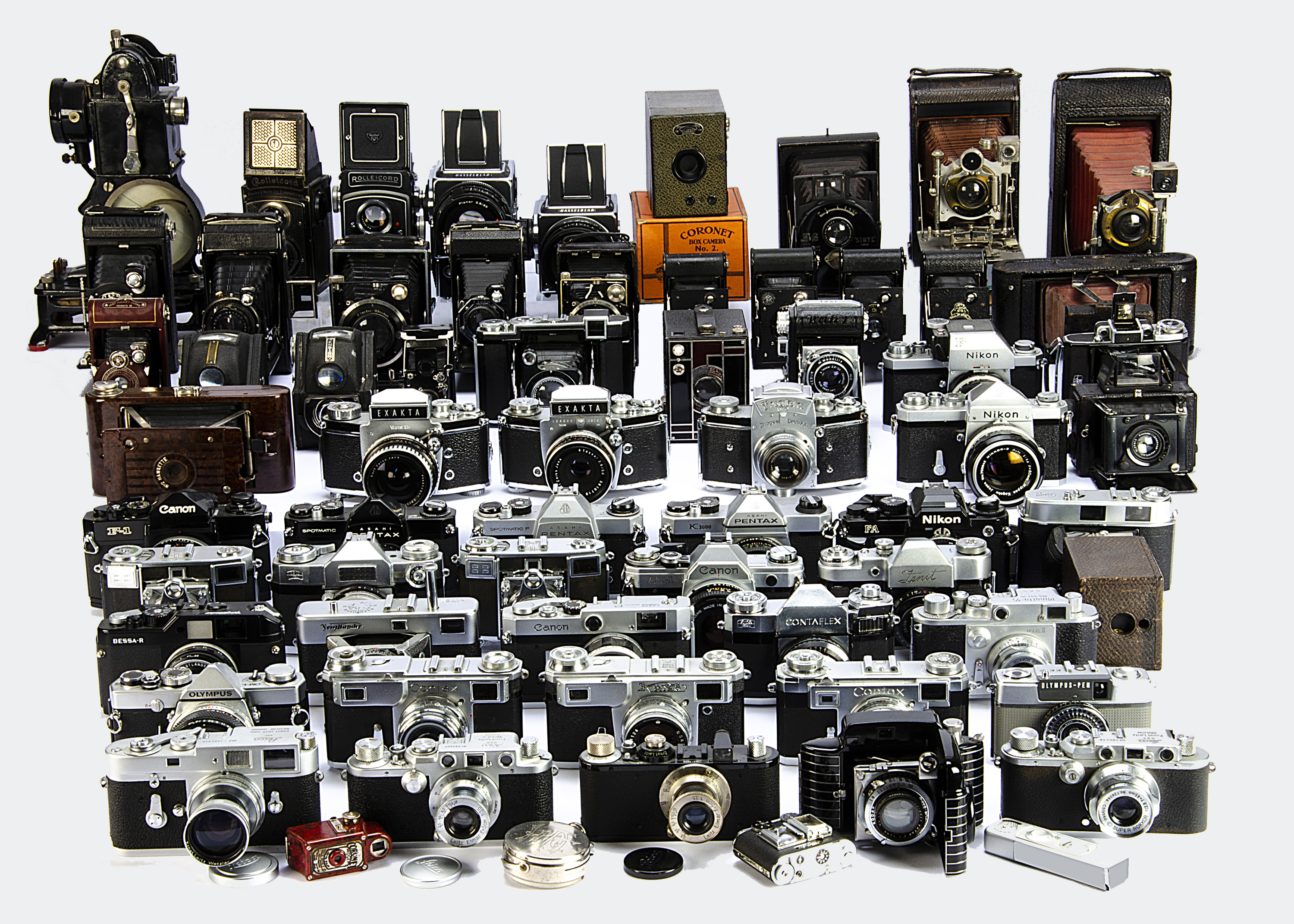 TWO DAY: Photographica & Cameras Auction